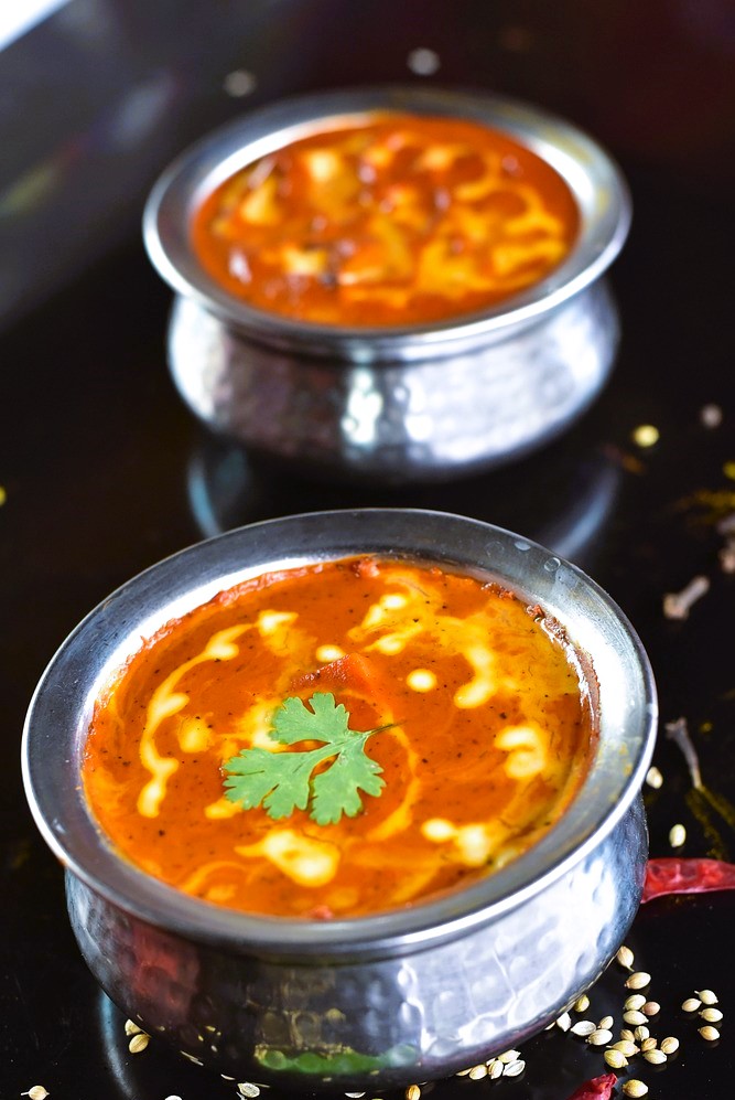 North Indian Gravy Dishes: Butter Chicken, Paneer Butter Masala, Dal Makhani, Palak Paneer, Malai Kofta